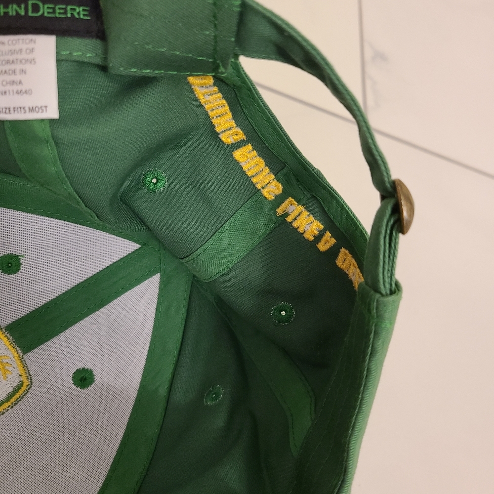 Genuine John Deere Hat - Picture 8 of 8